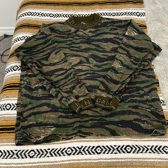 Other - Men’s Camo Cotton Shirt
